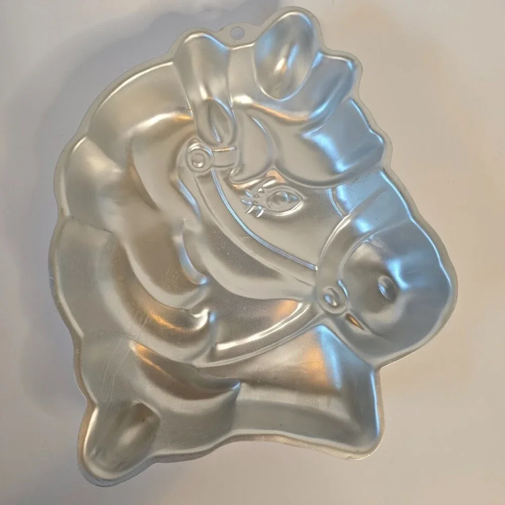 Wilton Party Pony Birthday Cake Baking Pan 2105-1011